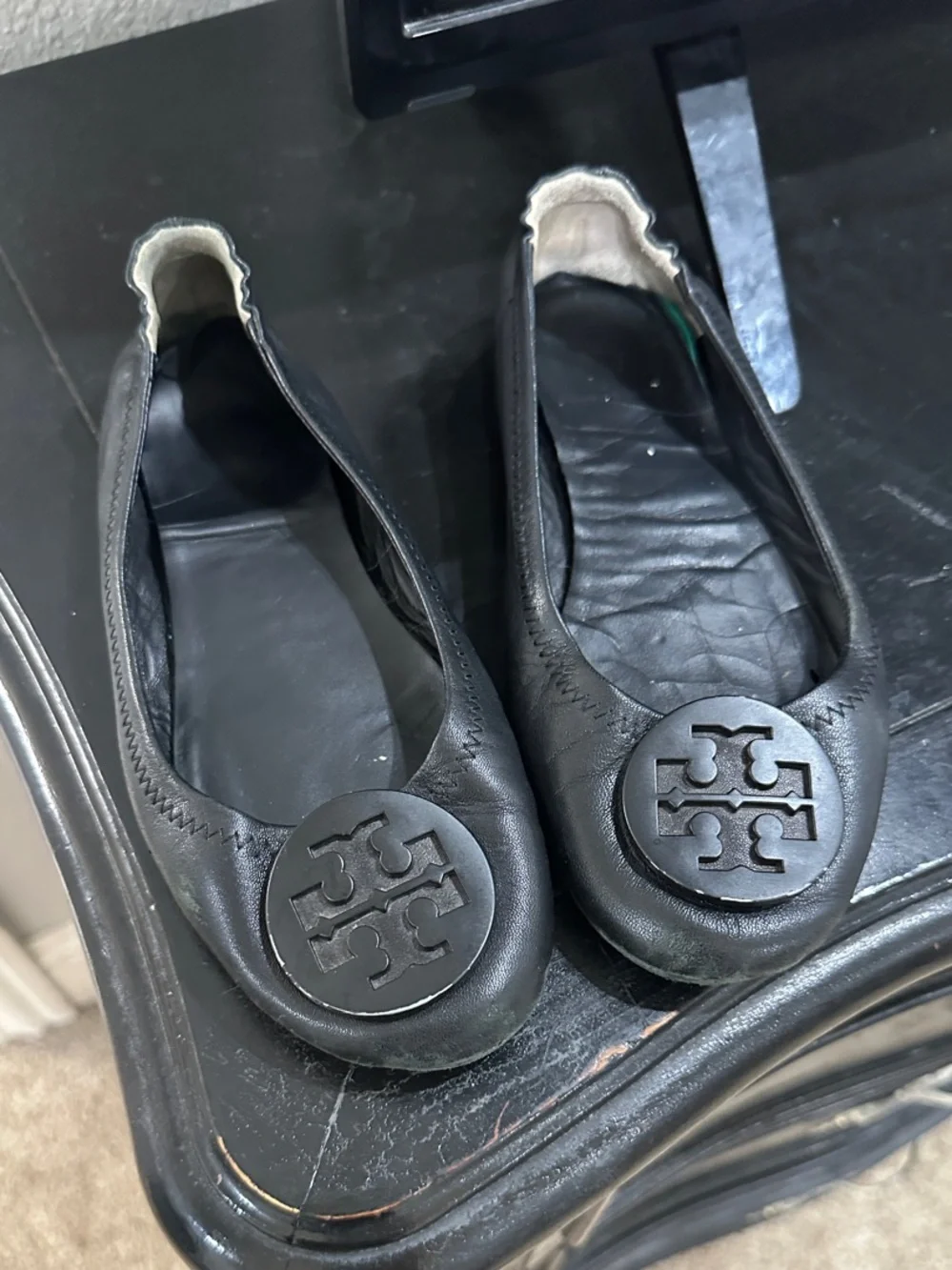 Tory Burch Black Leather Women’s Logo Ballet Flats